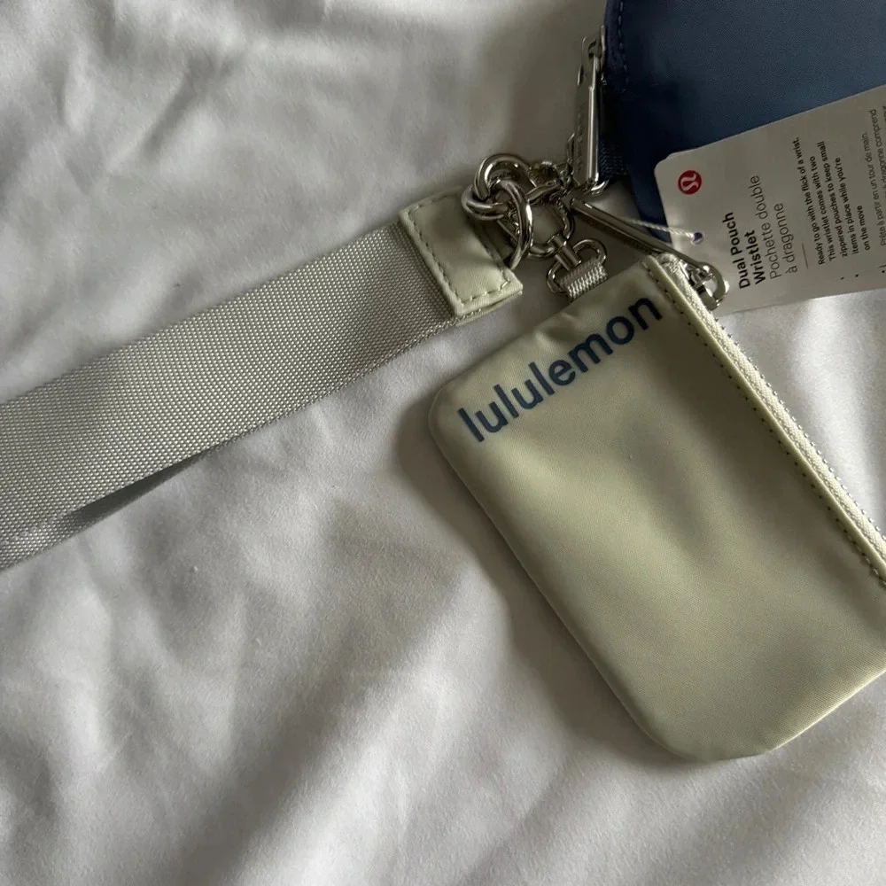 40🆕💙 LAST ONE Lululemon Dual Pouch Wristlet Oasis Blue Vapor